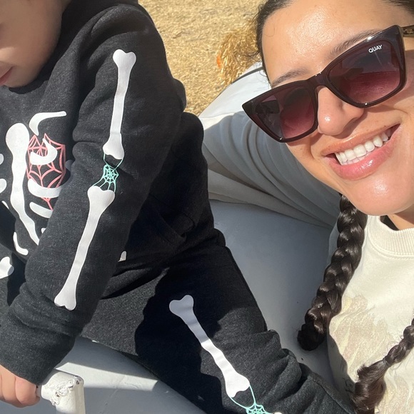 Meet your Posher, Samantha - Picture 1 of 1